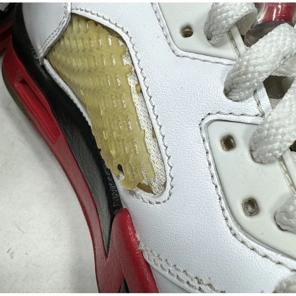 Nike Air Jordan 5 Retro‎ Men's Size 7.5 136027 120 Fire Red Black Tongue Shoes